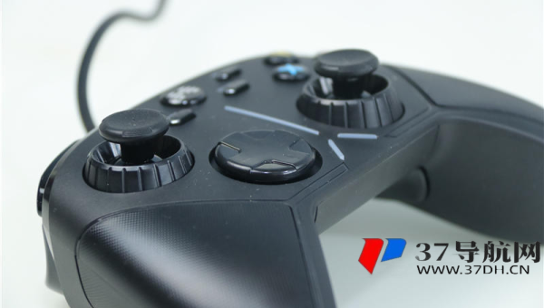 emlog 博客 SEO 中利用社交媒体分享按钮提升曝光