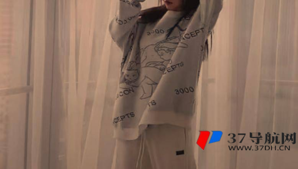 苹果 CMS 影视站：通过优化剧集评论区提升 SEO 互动性